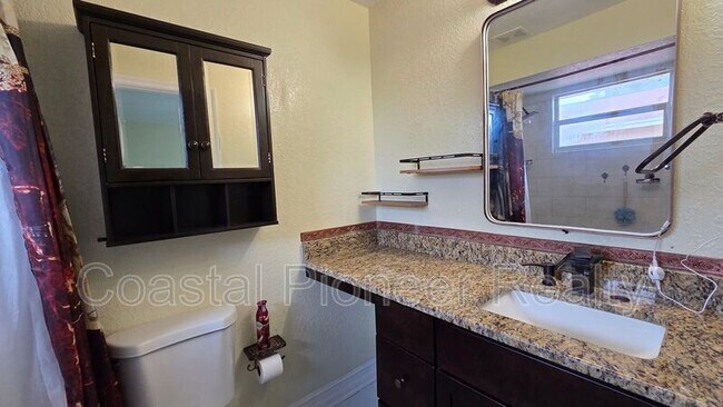 Building Photo - 5005 Dollarway Ct