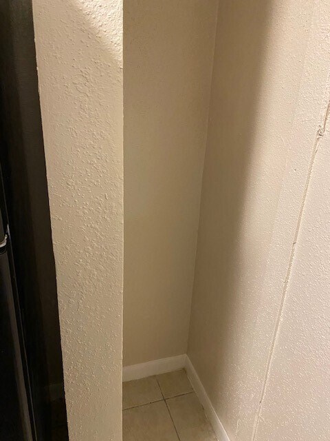 Building Photo - 3206 Lobit Dr