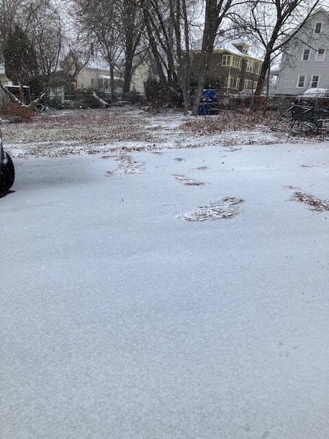 Parking in back - 95 2nd St