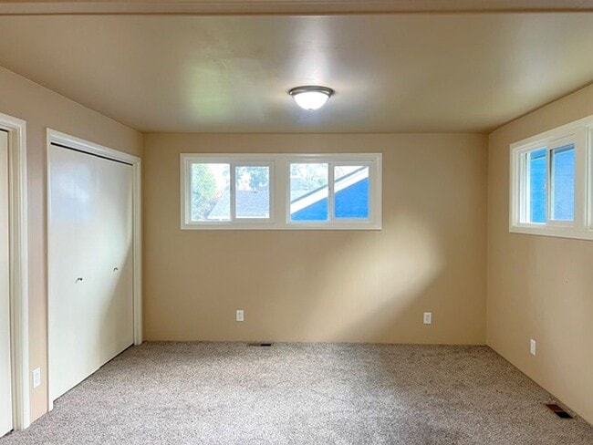 Building Photo - 2Bd/1Ba Single Story House w/ Basement - A...