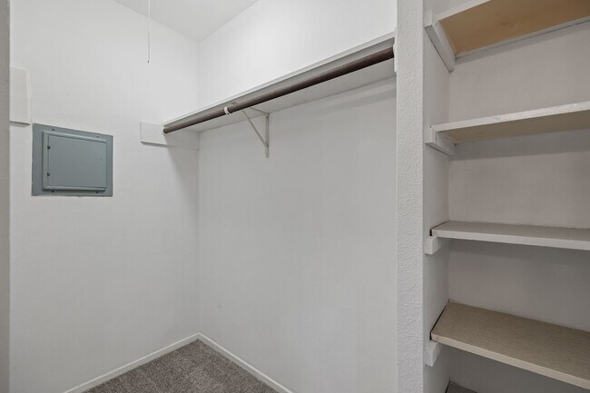 Building Photo - 18515 Egret Bay Blvd