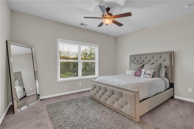 Building Photo - 1959 Hidden Hts