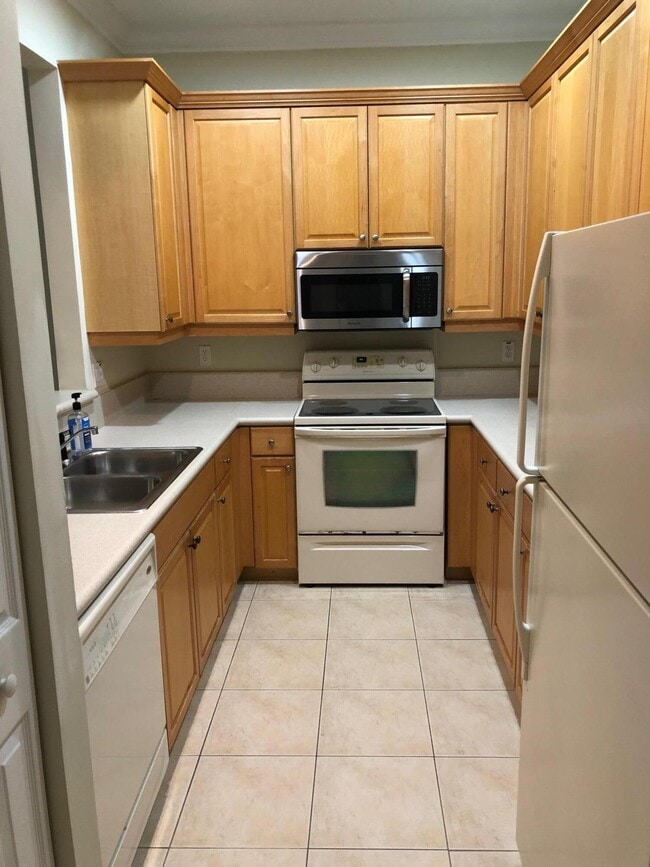 Building Photo - 4190 St Lukes Ln