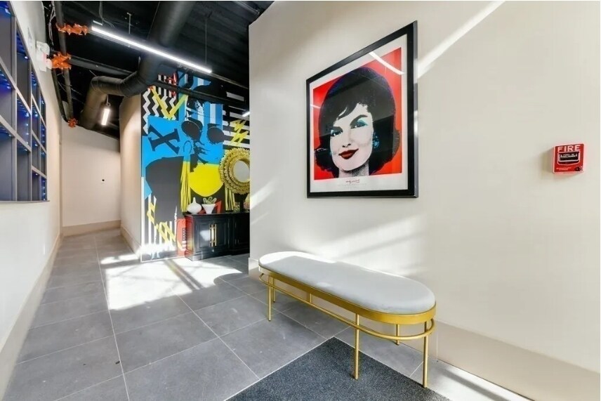 Building Photo - 400 Dorchester St