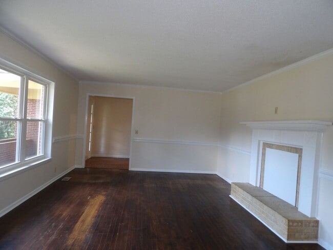 Building Photo - 103 Reese Ave