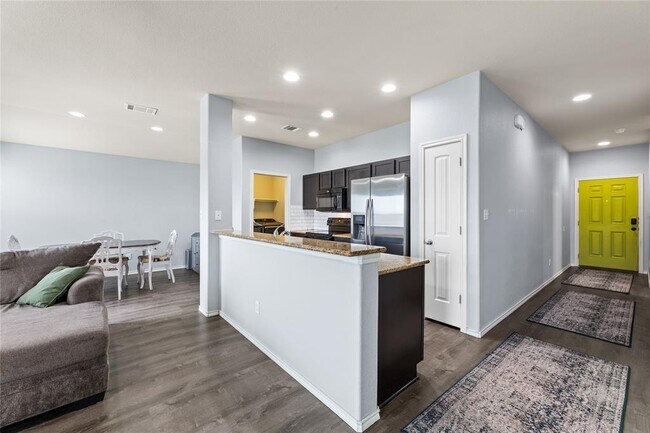Building Photo - 12717 Casting Dr
