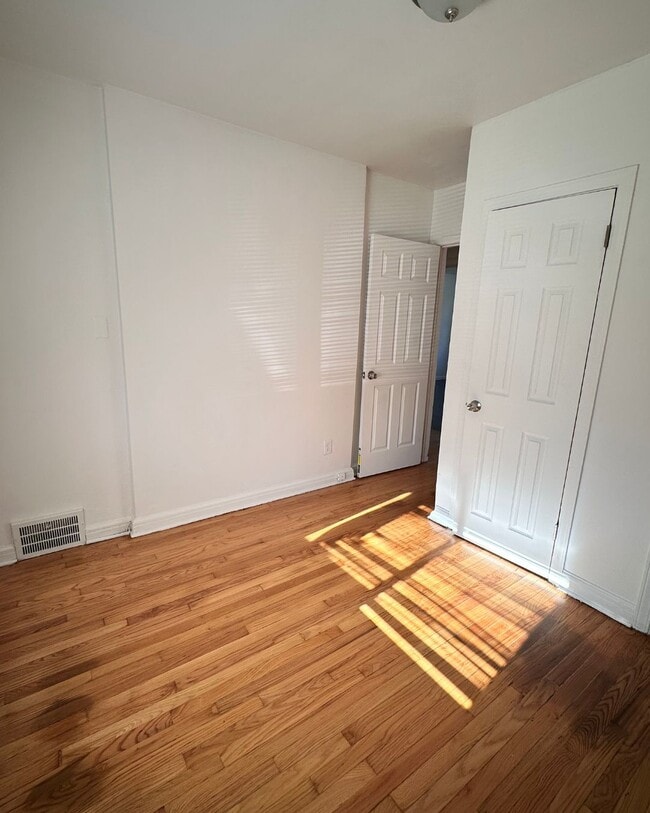 Building Photo - 11101 Kennebec St