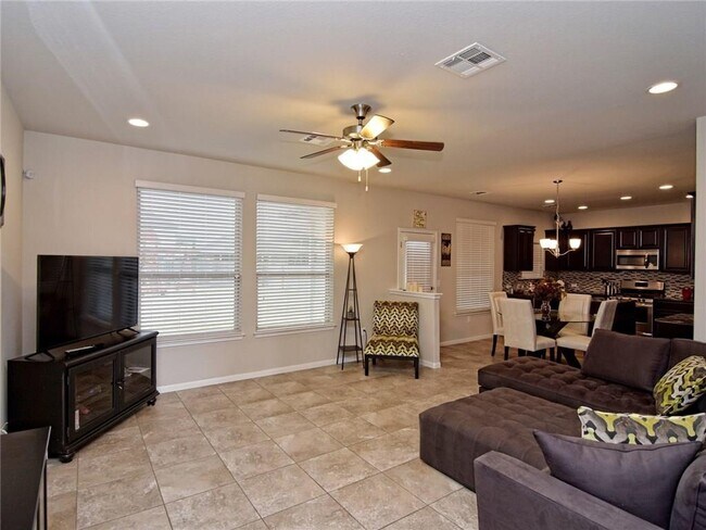Building Photo - 112 Cypress Bend Ct