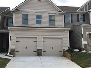 Building Photo - 3423 Castleberry Village Cir