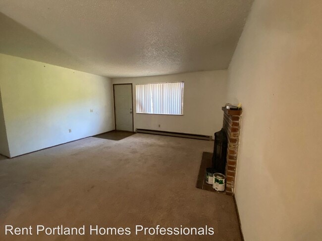 Building Photo - 3809-3811 SE 164th Ave