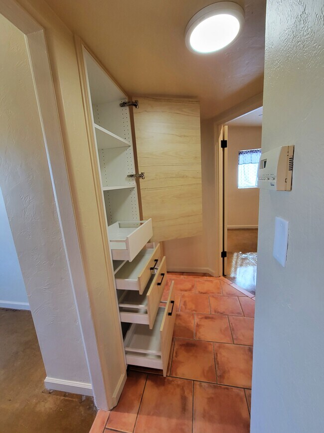 Hall 3 - 5650 E Mabel St
