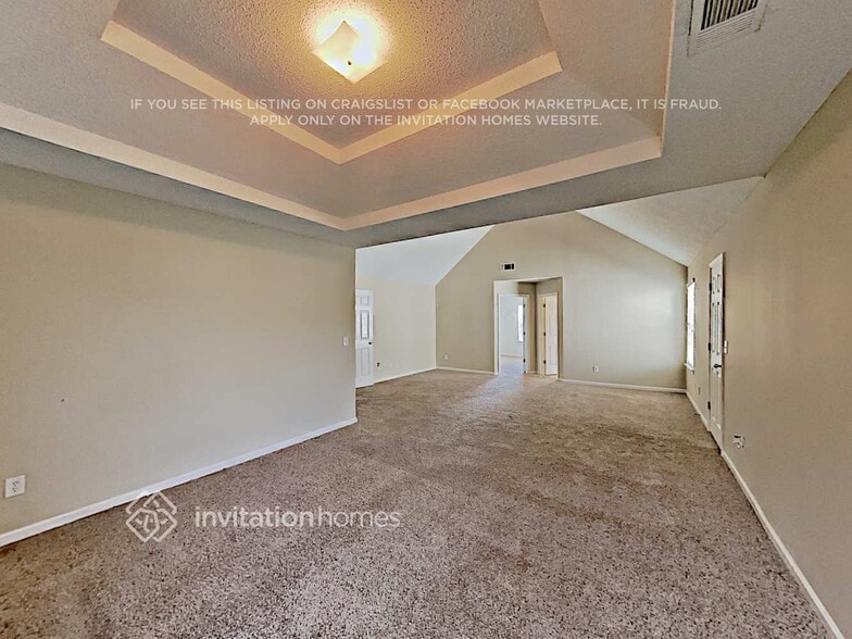 Building Photo - 1457 St George Pl