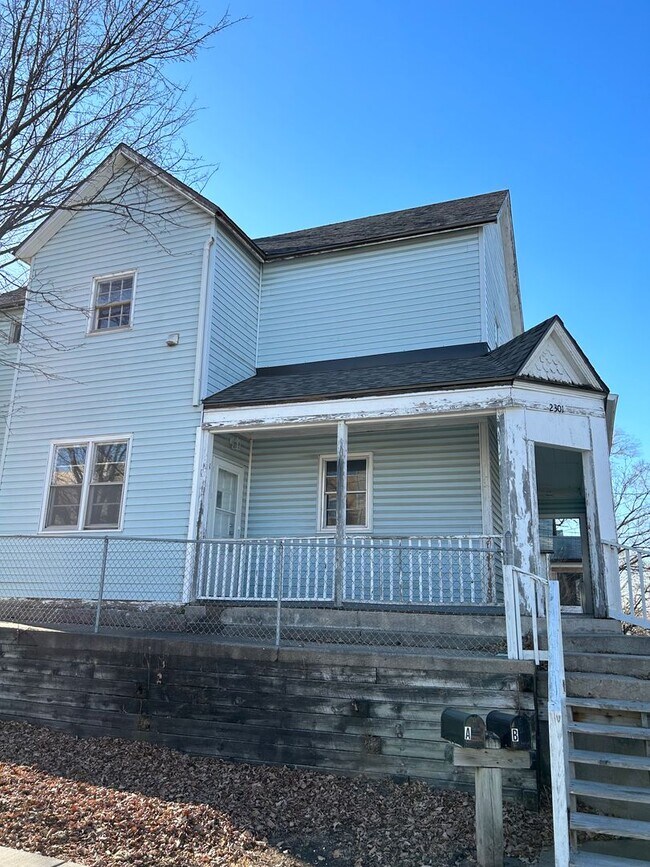 Building Photo - 2301 Q St