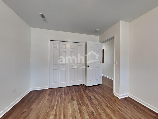 Building Photo - 170 Moon Dance Ln