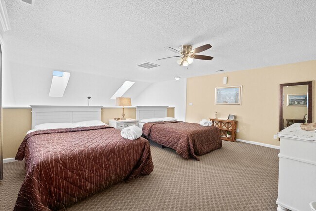 Building Photo - All Inclusive Seasonal Rental Available Oc...