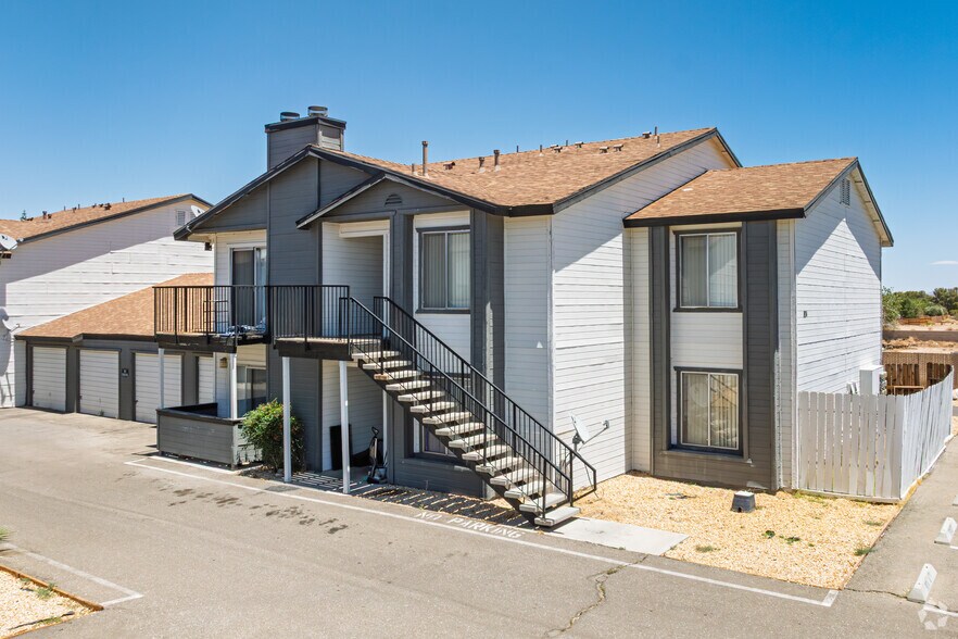 Primary Photo - Norma Street Apts
