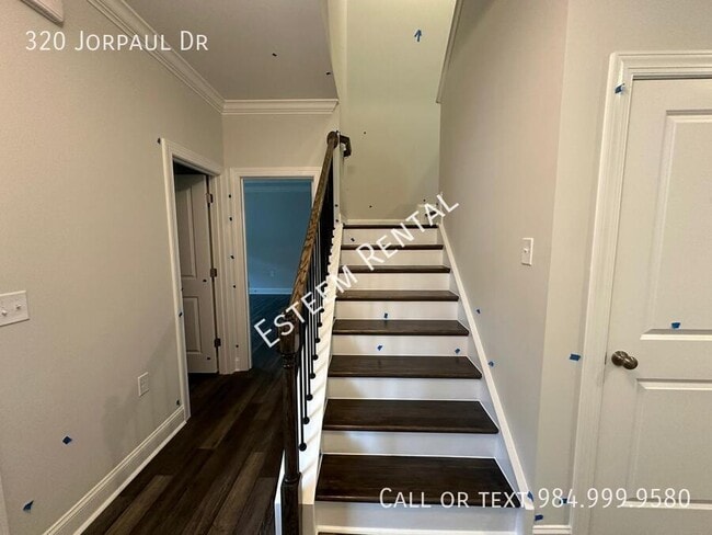 Building Photo - 320 Jorpaul Dr