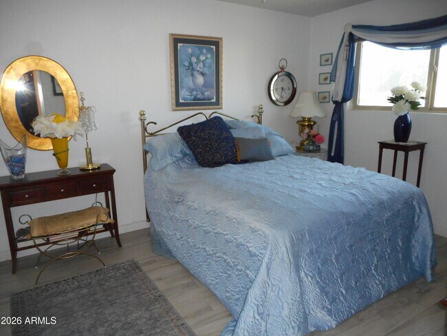 Building Photo - 6805 E 2nd St