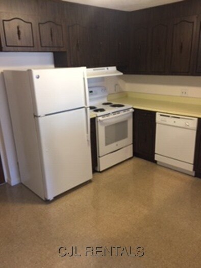 Building Photo - 25 Brooks Park