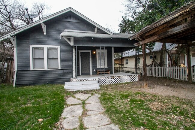 Building Photo - 1727 Nolan St