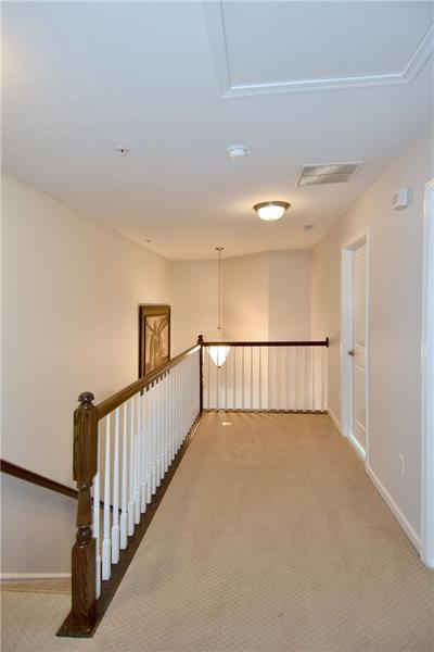 Building Photo - 616 Edison Dr