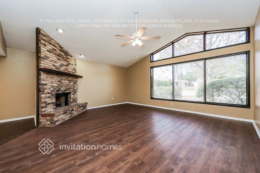 Building Photo - 23610 Downs Pl