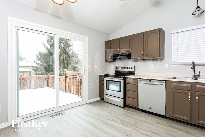 Building Photo - 1785 Redcloud Dr
