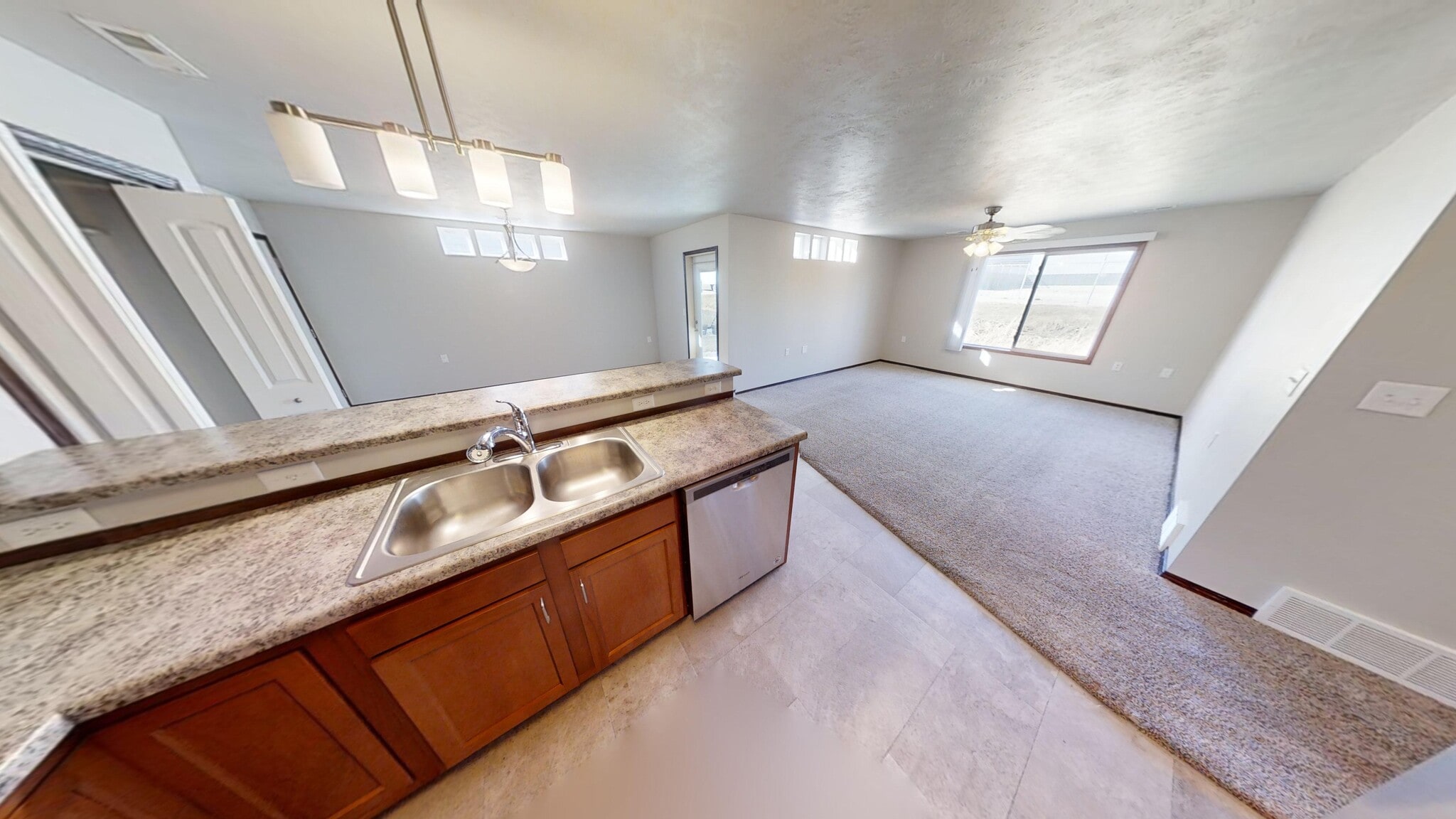 Building Photo - 110 Tanner Ct