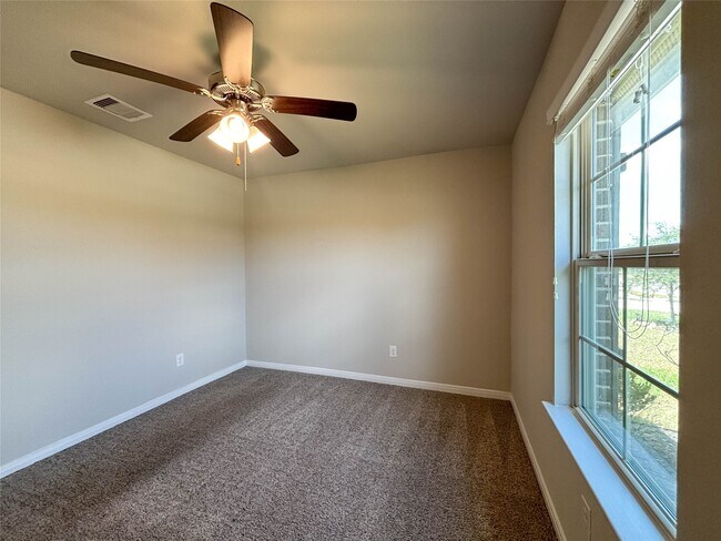 Building Photo - 3747 McDonough Way