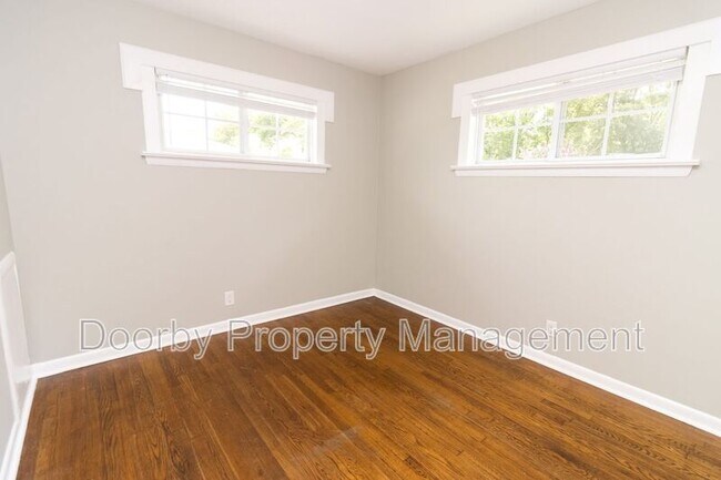 Building Photo - 2418 Hickory Valley Rd