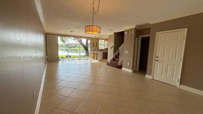 Building Photo - 4735 SW 164th Ave