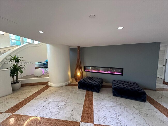 Building Photo - 10350 W Bay Harbor Dr