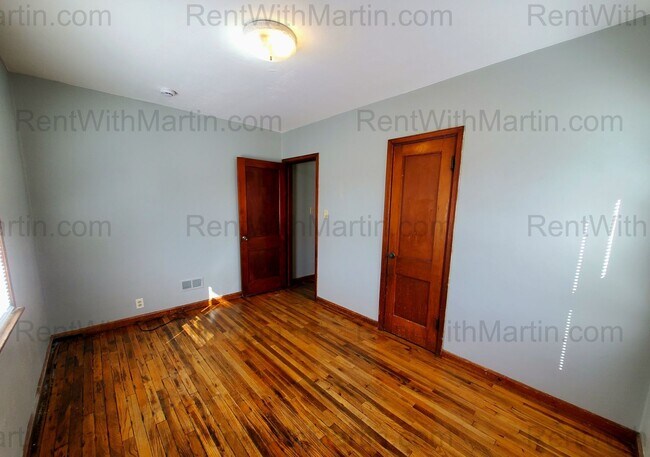 Building Photo - 500 Boston Ave