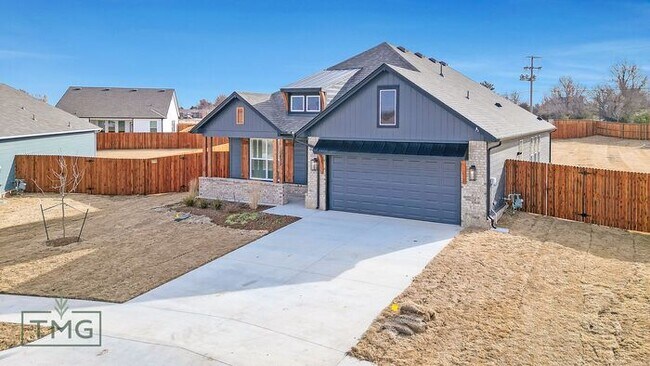Building Photo - Your New Home in Owasso with Modern Elegance