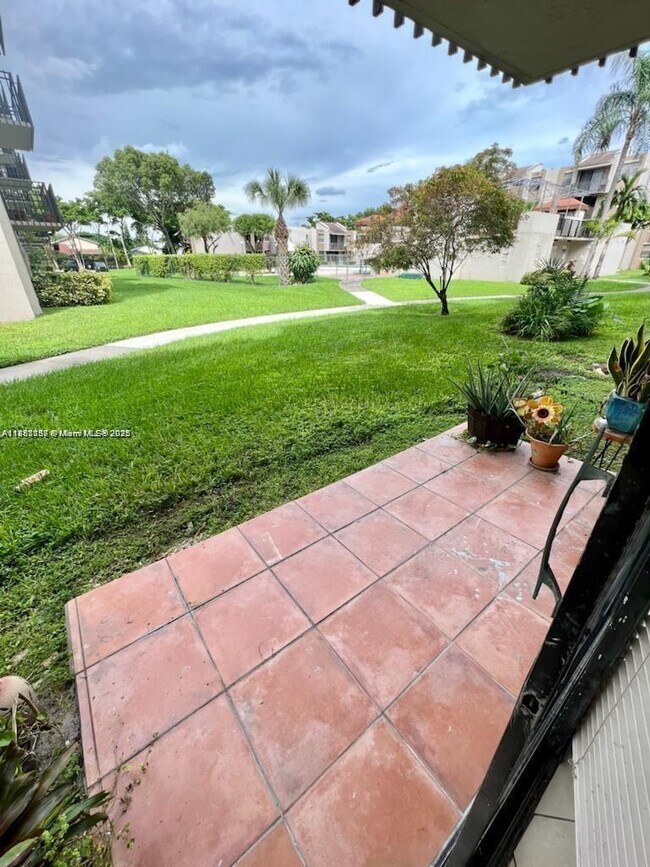 Building Photo - 3601 SW 117th Ave