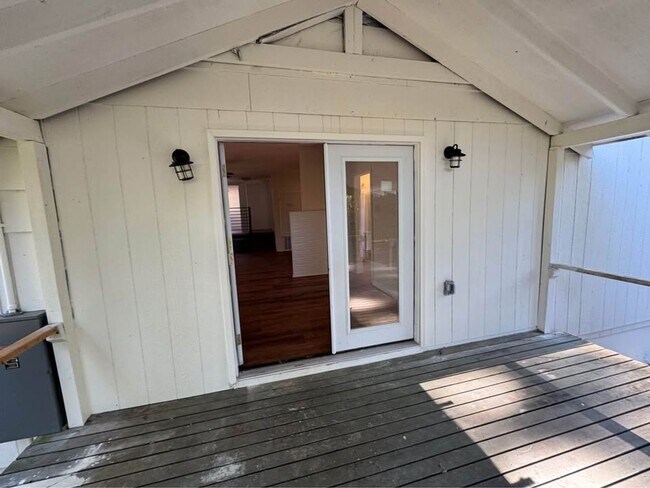 Primary Photo - 14 Dellwood Dr