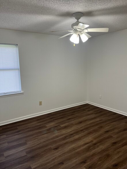 Bedroom 3 - 2017 N Harding St