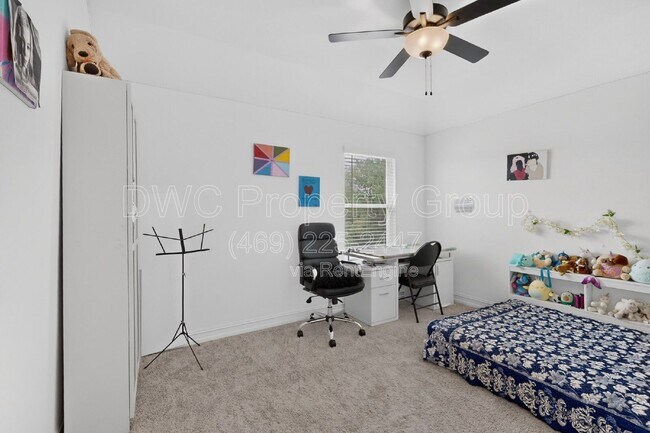 Building Photo - 1837 Whispering Pnes Dr