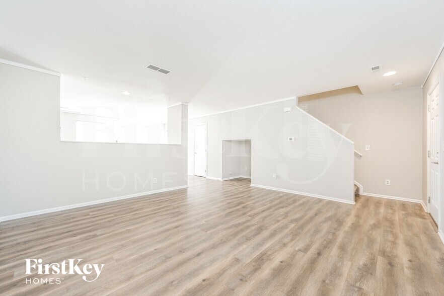 Building Photo - 4646 S Tabor Way
