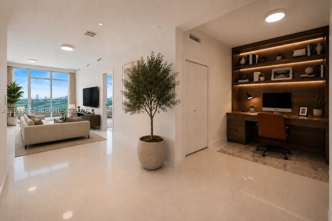 Building Photo - 900 Biscayne Blvd