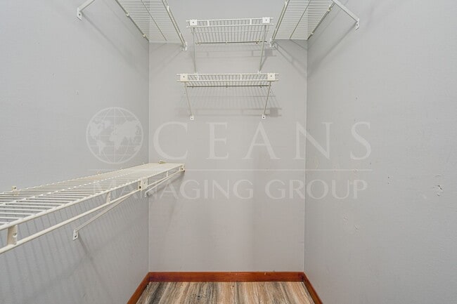 Building Photo - TOWNHOMES WEST, PORT ORANGE!