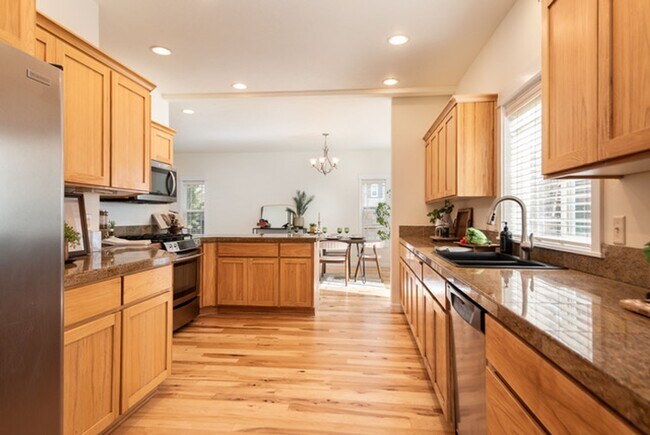 Building Photo - Beautiful Craftsman Home in Yardley Estates!