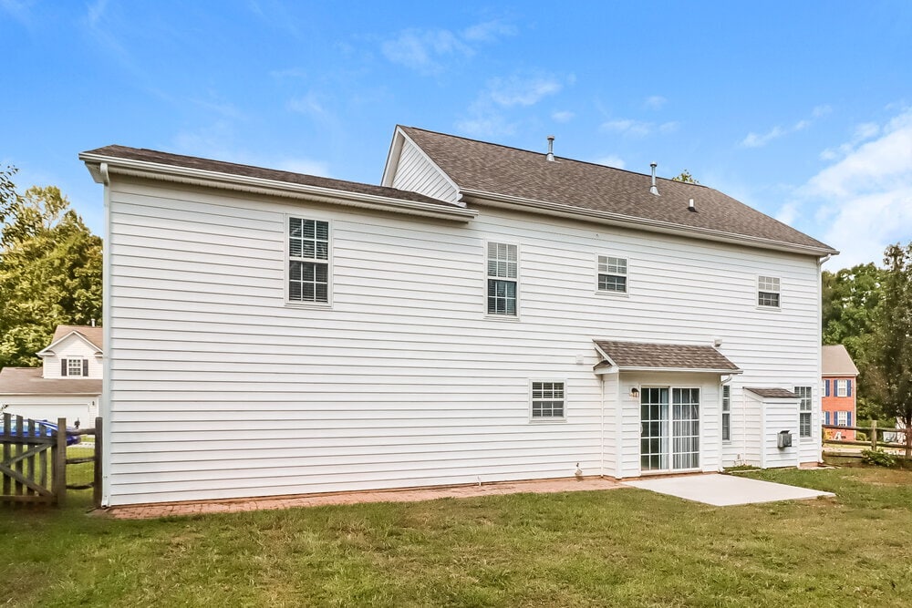Building Photo - 2432 Acadia Ct