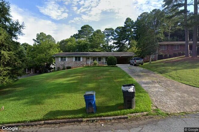 Building Photo - 2541 Meadow Lark Dr
