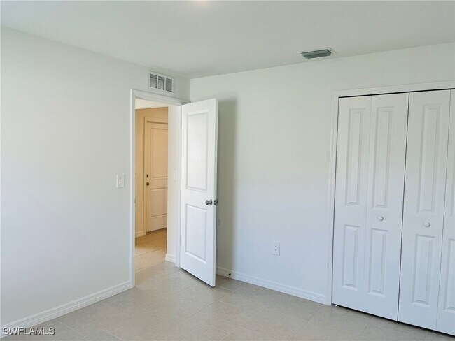 Building Photo - 17603 Paradiso Wy