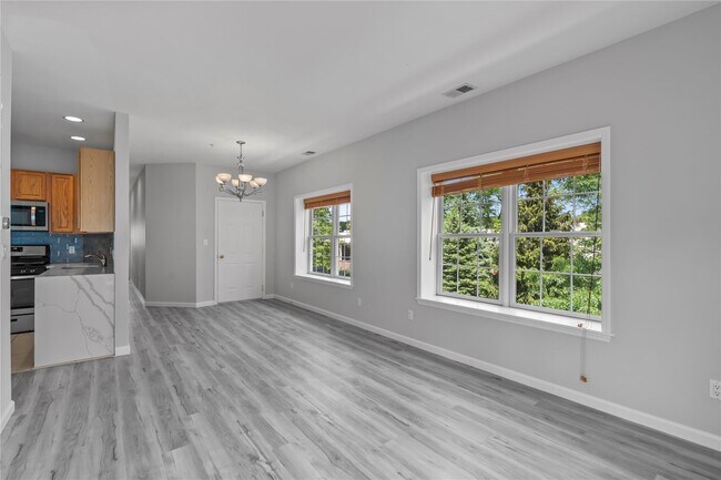 Building Photo - 1410 Half Moon Bay Dr