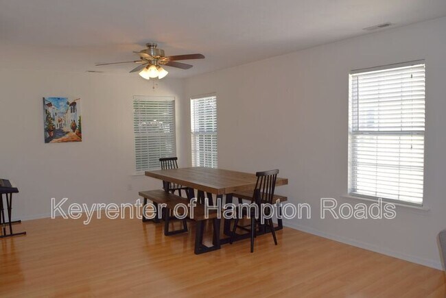 Building Photo - 1125 Lady Ashley Dr