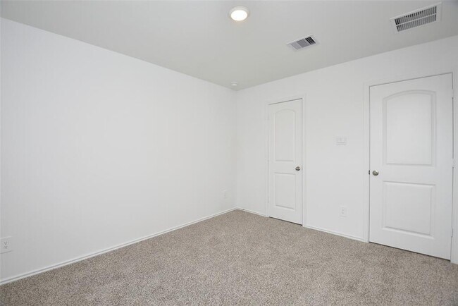 Building Photo - 24311 Saddlestone Green Dr