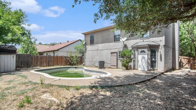 Building Photo - 2541 Galemeadow Dr