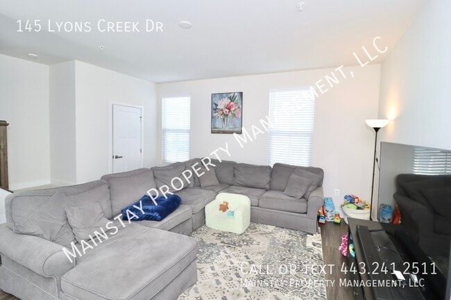 Building Photo - 145 Lyons Crk Dr